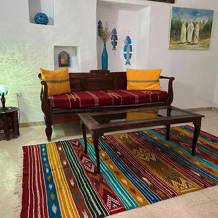 Bed and Breakfast Dar Lola Djerba Хумт-Сук Экстерьер фото